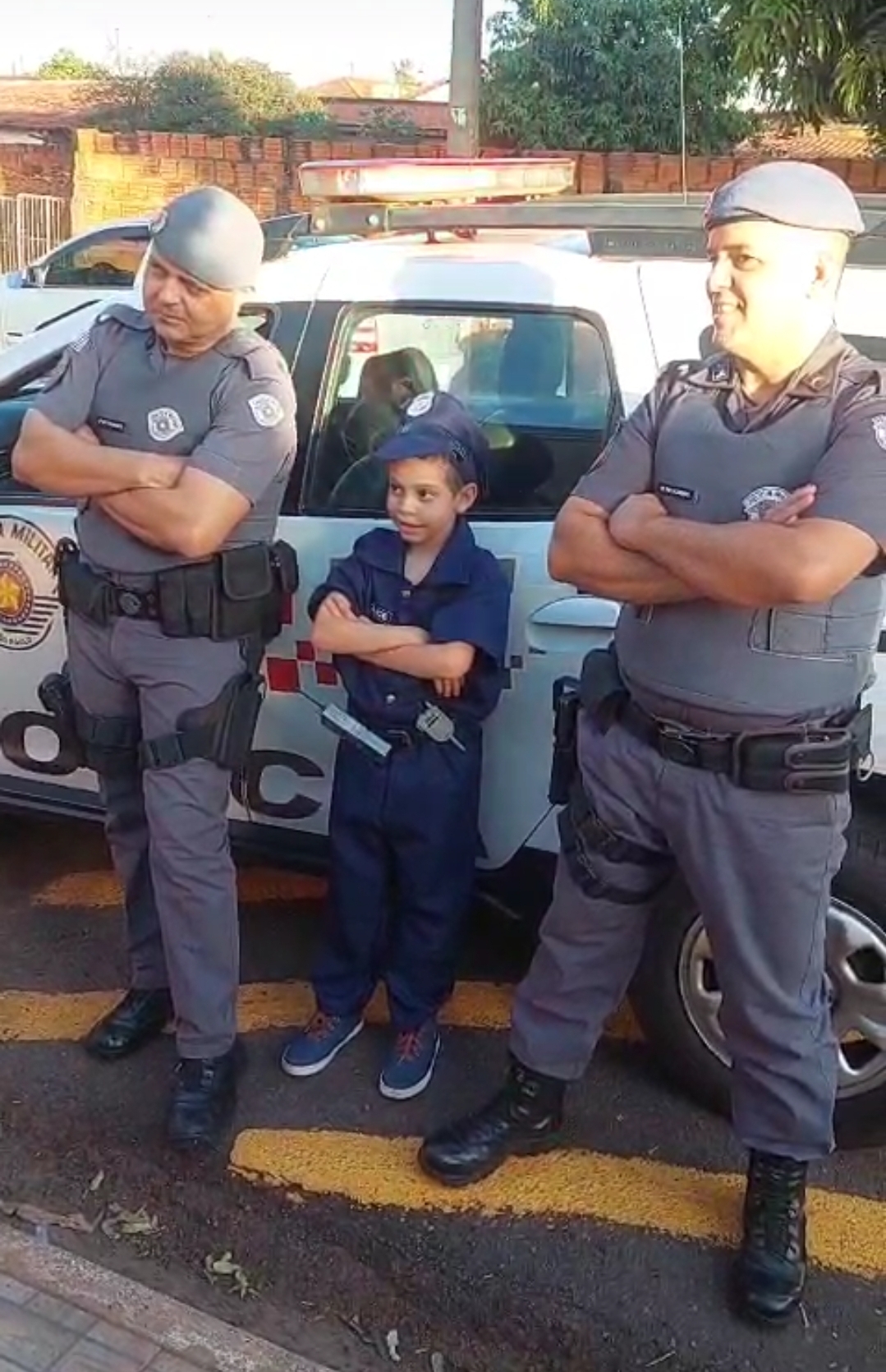 Polícia Militar realiza o sonho de um pequeno fã de 7 anos da corporação.