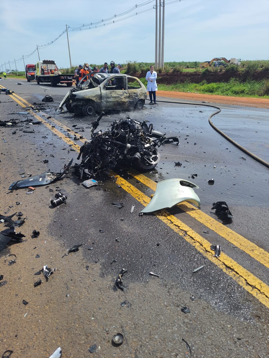 Rodovia da morte deixa mais três mortos na manhã deste sábado.