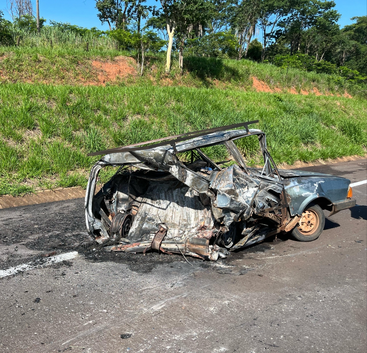 Motorista embriagado deixa duas vítimas fatais, em Mirandópolis.