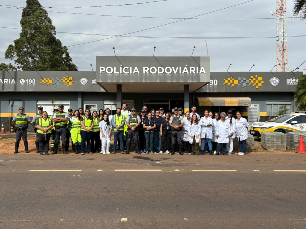 AÇÃO INTEGRADA  JUNTOS AOS CAMINHONEIRO EM  RODOVIA DE ARAÇATUBA