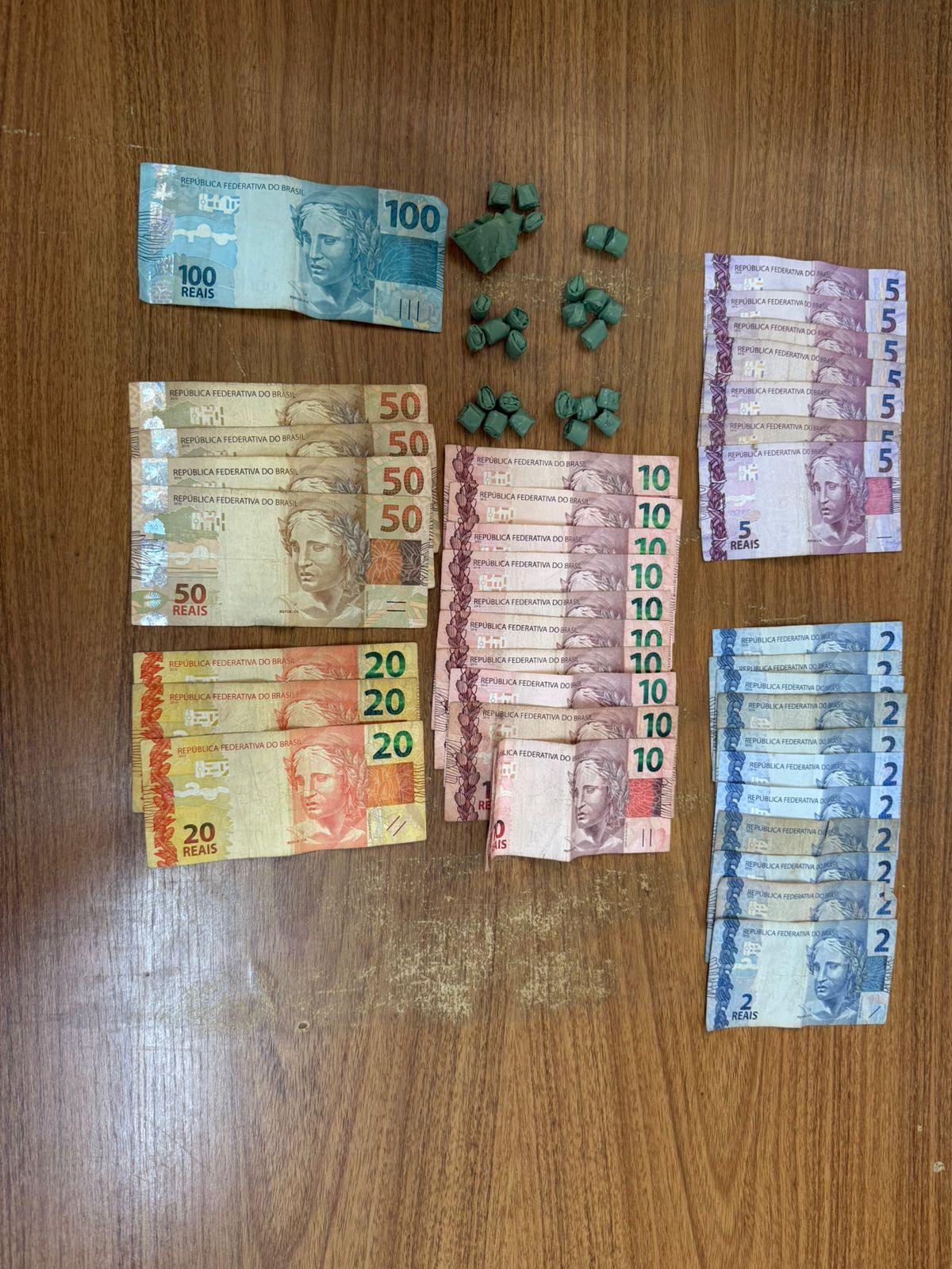 Traficante é preso no bairro Castelo Branco, em Araçatuba