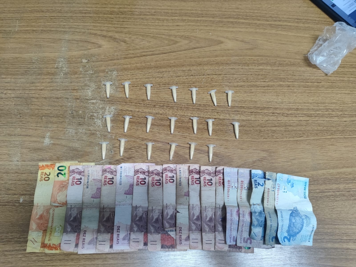 Traficante é preso no bairro Jardim Primavera.