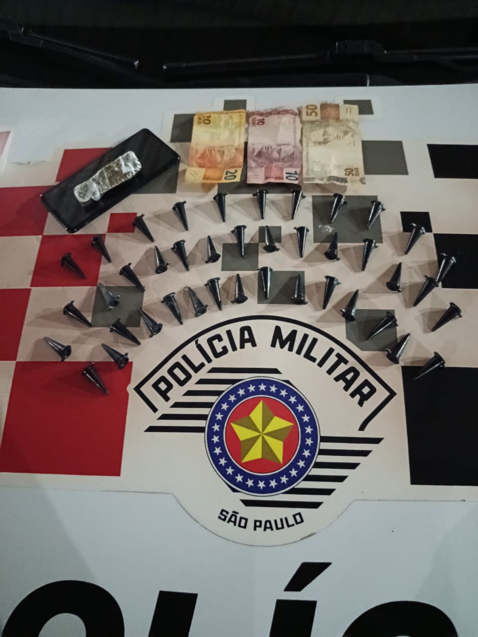 Traficante de 19 anos é preso no bairro Água Branca, em Araçatuba