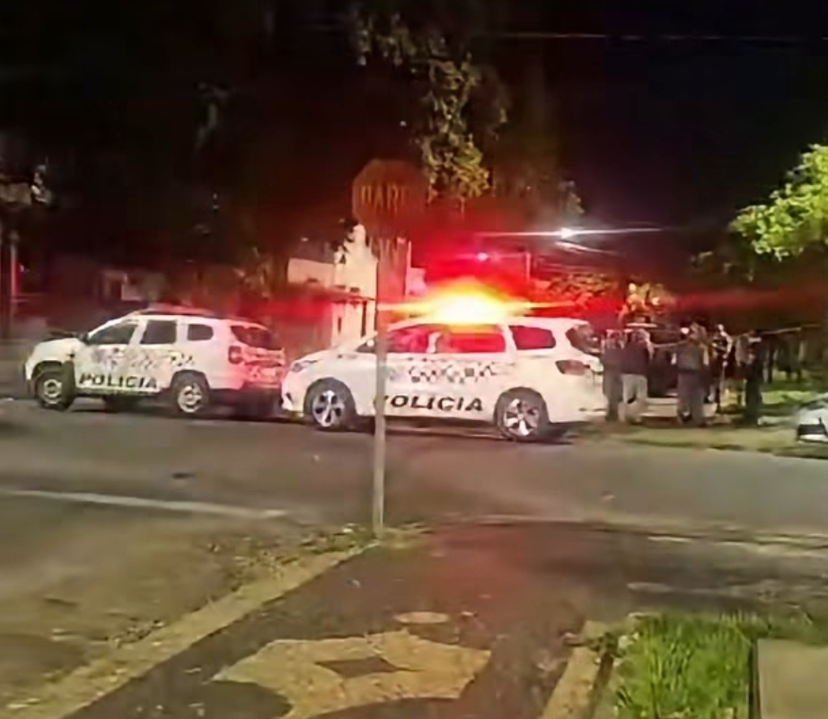 Homem é morto a tiros e mulher é baleada em Araçatuba.